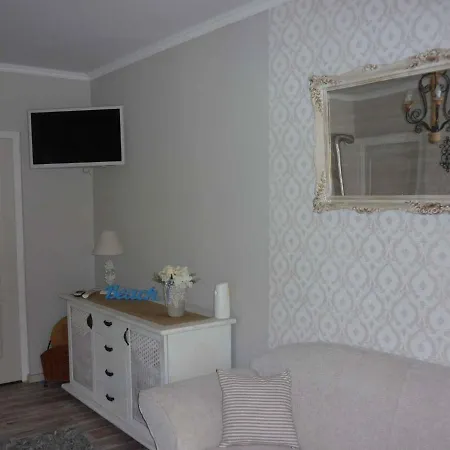 Two-bedroom With Pool In Balatonboglar/balaton 18176 * Balatonboglár